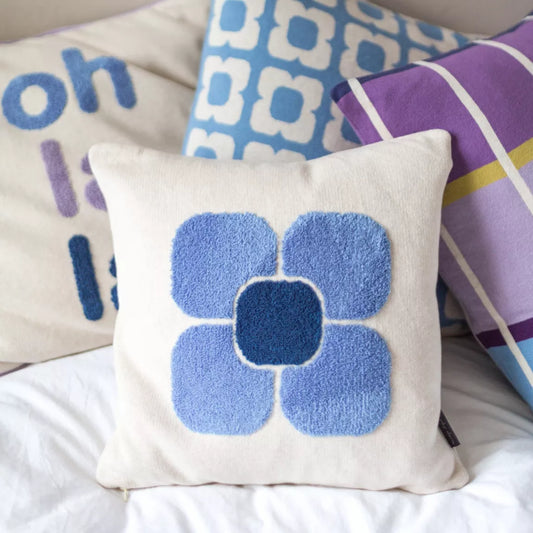 Kissen blaue Blume von Funky Doris| kombinierbar