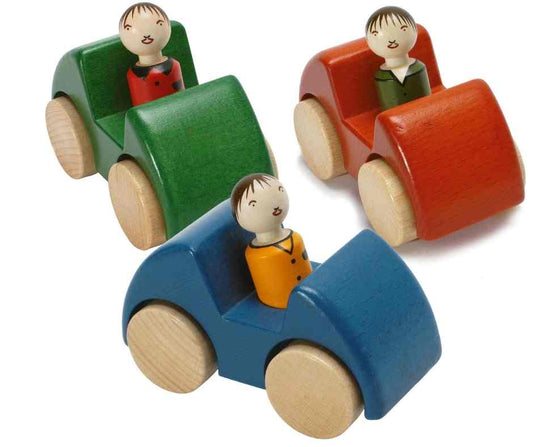 Holzauto "Hardy" | Stiftung Weizenkorn