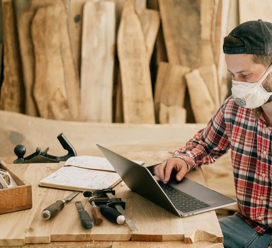 Holzschale Eichhörnchen